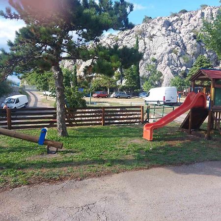 Mobile Home Luna Senj (Lika-Senj) Exterior foto